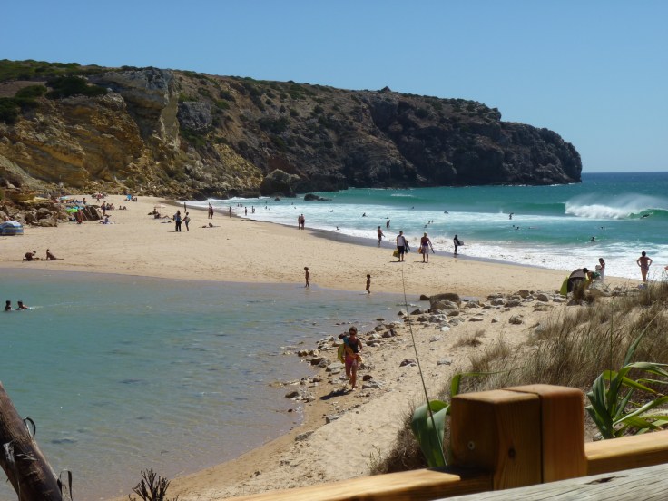 Praia do Zavial - Lagoon and sea merge at high tide