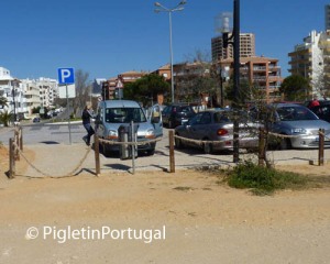 Parking Scams at Amado Beach Portimão!