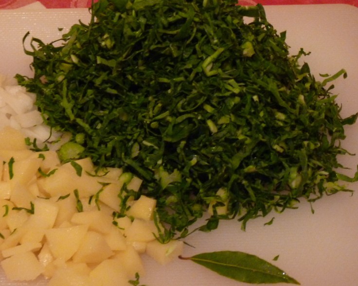 Packet "Sopas Pronto a Cozinhar" (shredded cabbage) is far easier than preparing my own!