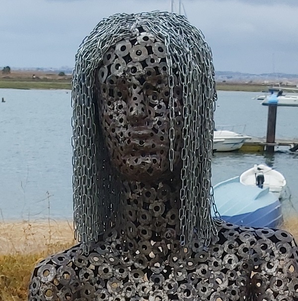 woman Metal Art Sculpure - Alvor